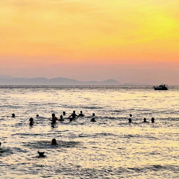 Tramonto con bagno a Cala Violina - immagine 4