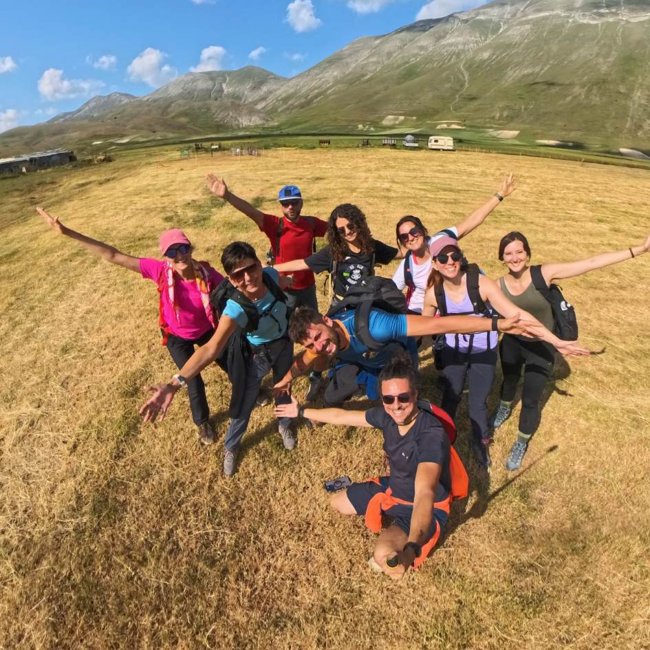 FIORITURE A CASTELLUCCIO E il MONTE VETTORE - immagine 12